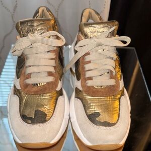 Voile Blanche Metallic Gold & Beige Suede Sneakers